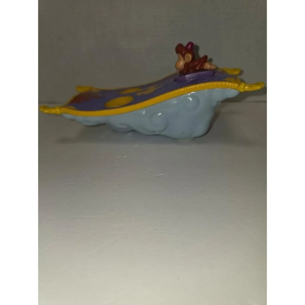 Fisher-Price Little People Disney Princess Aladdin's‎ Magic Carpet Ride toy